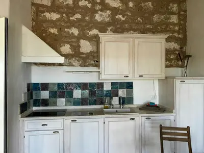 Cucina o angolo cottura di Cottage Near Sandy Beaches In Cova