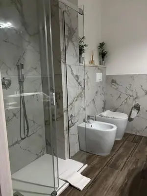 Bagno di Appartamento moderno e Luminoso Cagliari