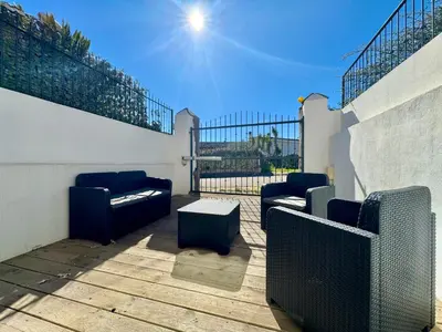 Area soggiorno di Paradise Sea Breeze Villa