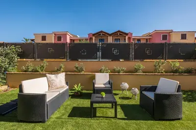 Area soggiorno di Boutique Home- Modernità & Tradizione Sarda-5 minuti da spiagge e centro