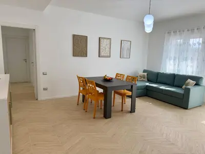 Area soggiorno di Matt Apartment 1
