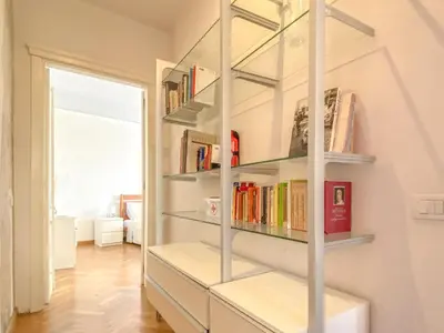 Biblioteca nell'appartamento