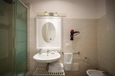 Bagno di Oisife Apartments