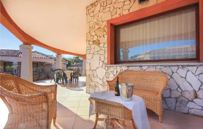 Patio o area all'aperto di Stunning Home In Costa Rei -Ca-