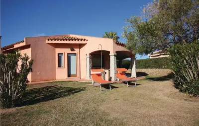 Giardino di Lovely Home In Costa Rei -Ca- With Wifi