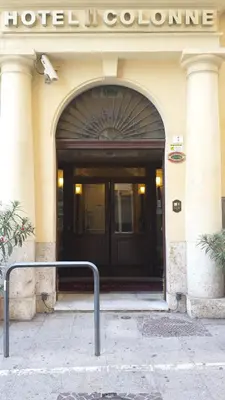 Facciata o entrata di Hotel Due Colonne