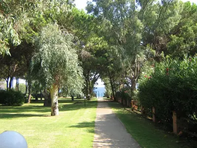 Paesaggio naturale nelle vicinanze dell'aparthotel