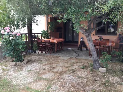 Giardino di Donna Violante Porto Corallo Affittacamere