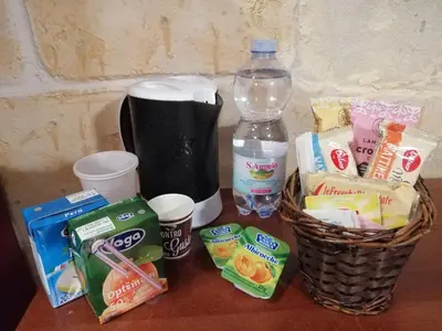 Set per la preparazione di tè e caffè presso Le Tre Stelle