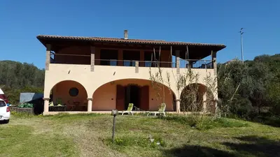 Edificio in cui si trova la villa