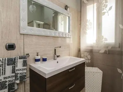 Bagno di Casa Sinzias con piscina 9 posti letto