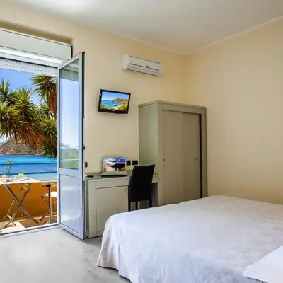 Hotel Calamosca
