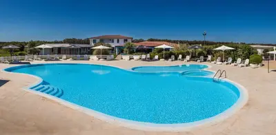 Piscina di Hotel Gran Torre PHG o nelle vicinanze