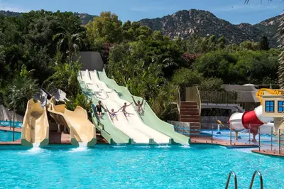 Piscina di Forte Village Resort - Villa Del Parco & Spa o nelle vicinanze