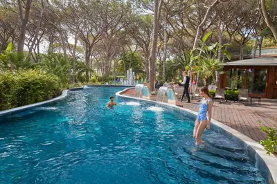 Piscina di Forte Village Resort - Pineta o nelle vicinanze