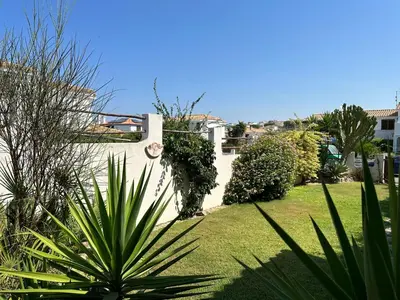Giardino di Villetta Calasetta intera casa vacanze