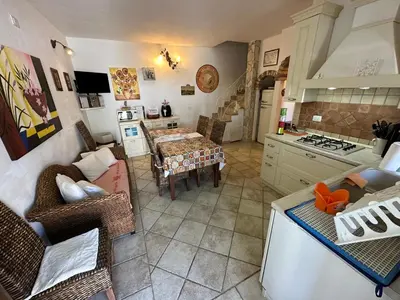 Cucina o angolo cottura di Villetta Calasetta intera casa vacanze