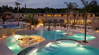 Piscina di Forte Village Resort - Bouganville o nelle vicinanze