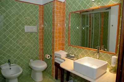 Bagno di Nascar Hotel