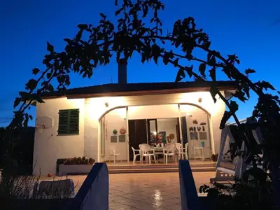 Patio o area all'aperto di Carloforte Palme House