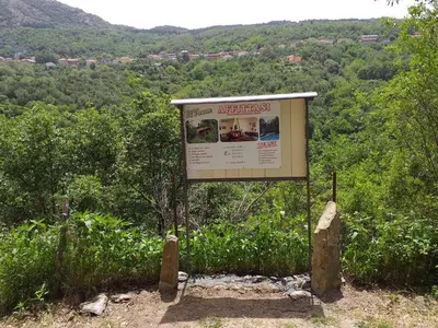 Paesaggio naturale nelle vicinanze della villa