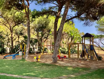Area giochi per bambini di Camping Cala d'Ostia