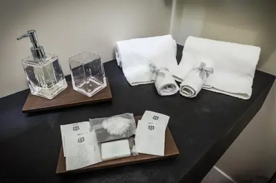 Set per la preparazione di tè e caffè presso LuxurYenne