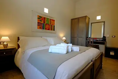 Letto o letti in una camera di EOS Room and Breakfast