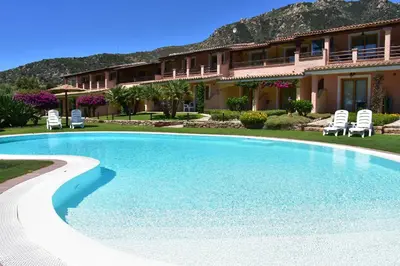 Piscina di Hotel Su Giganti o nelle vicinanze