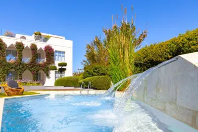 Piscina di Villa Vi o nelle vicinanze