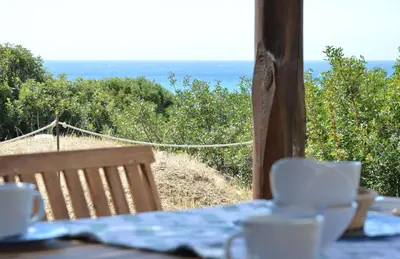 Paesaggio naturale nelle vicinanze della villa