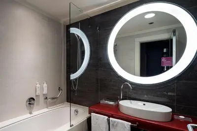 Bagno di UNA HOTELS T Hotel Cagliari