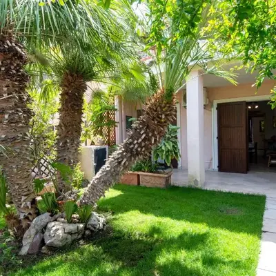 Rosa Holiday Home