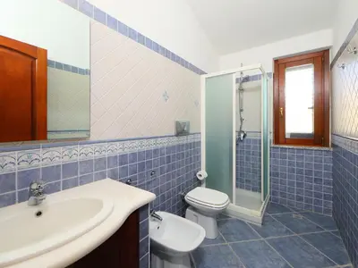Bagno di Holiday Home Rei Sole - REI301 by Interhome