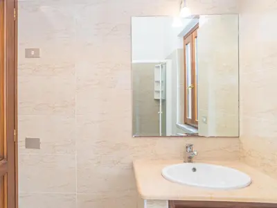 Bagno di Holiday Home Rei Sole - REI303 by Interhome