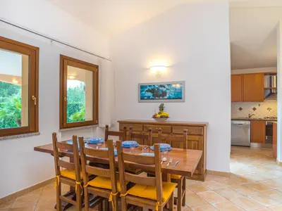 Cucina o angolo cottura di Holiday Home Rei Sole - REI303 by Interhome