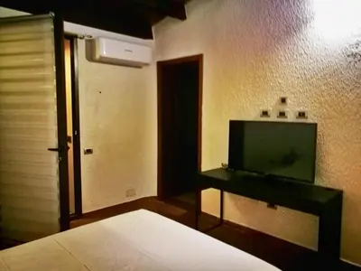 TV o dispositivi per l'intrattenimento presso Eucalipti 1