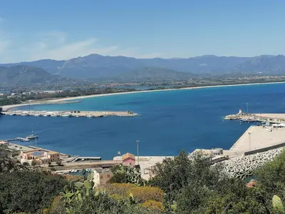 Paesaggio naturale nelle vicinanze della casa vacanze