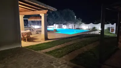 Piscina di Villa Rosi o nelle vicinanze