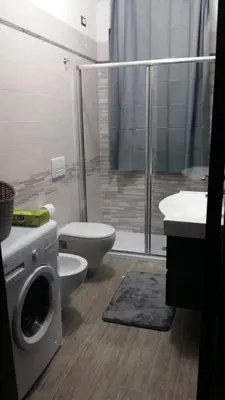 Bagno di Rooms Loru