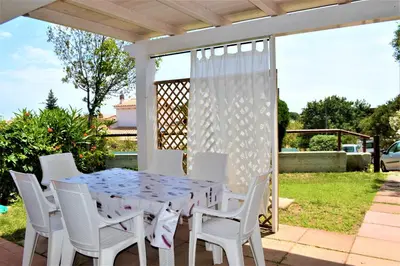 Giardino di Nuova Valmar Trilo Mimosa