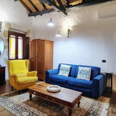 Oldtown romantic apartment