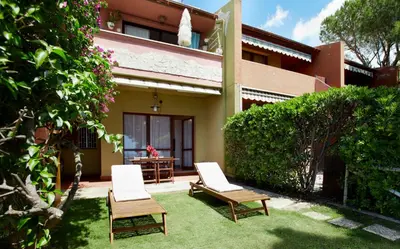 Giardino di Pinus Village Sea Front Apartment