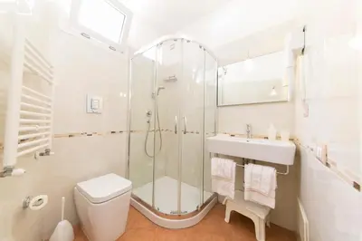 Bagno di Lewisrooms Domo