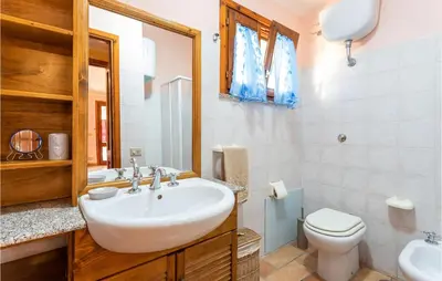 Bagno di Casa Glicine