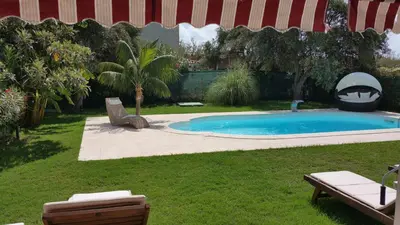 Piscina di Villa Ines con piscina sud Sardegna o nelle vicinanze