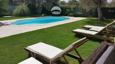 Piscina di Villa Ines con piscina sud Sardegna o nelle vicinanze