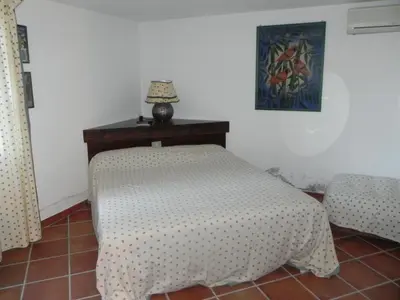 Letto o letti in una camera di villa rubia