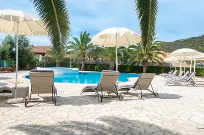 Piscina di Hotel Ristorante Il Vascello o nelle vicinanze