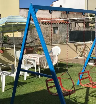 Area giochi per bambini di Casa Vacanze Arba Girasole